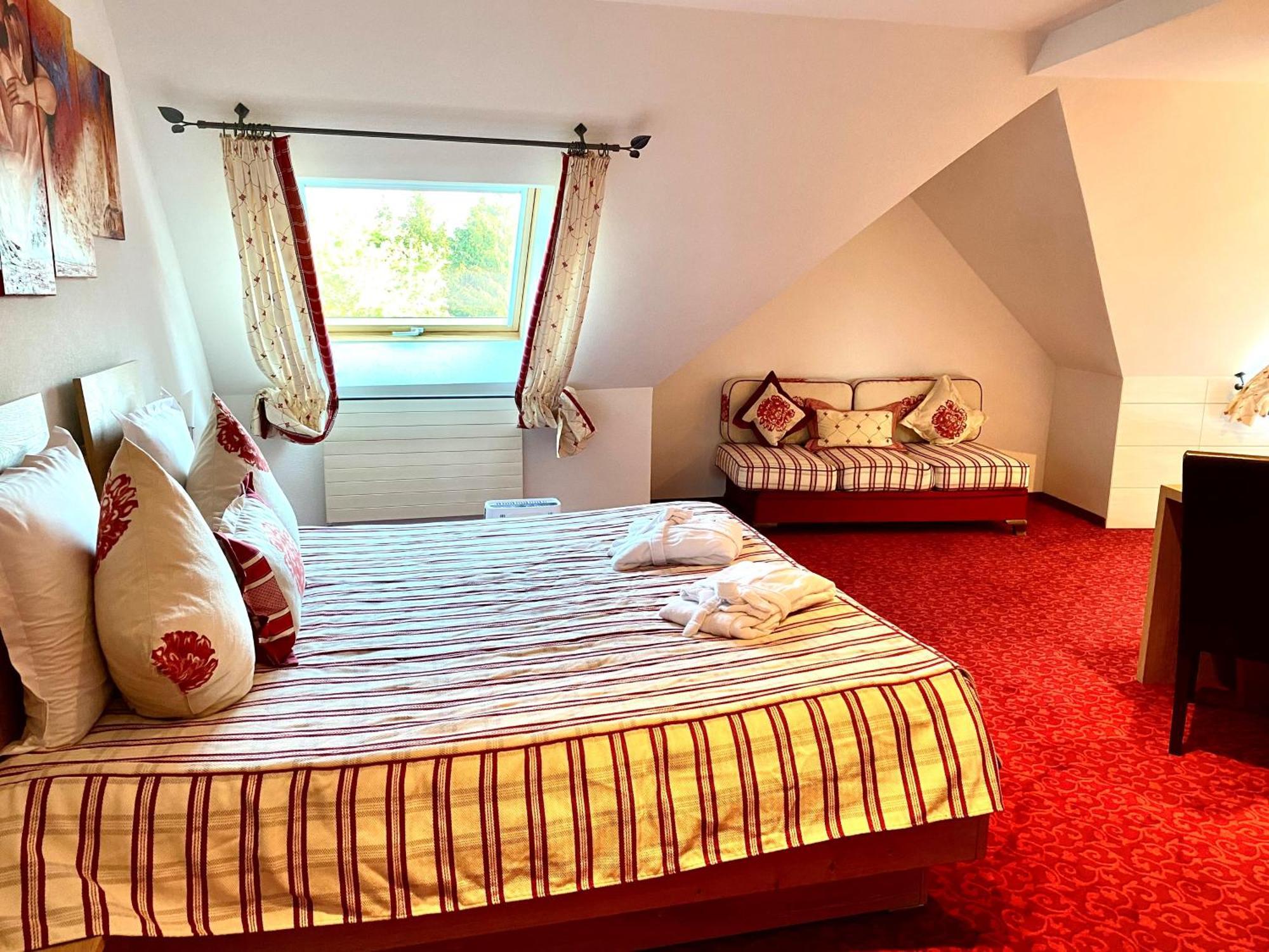 Hotel Restaurant Le Petit Kohlberg Lucelle Eksteriør bilde